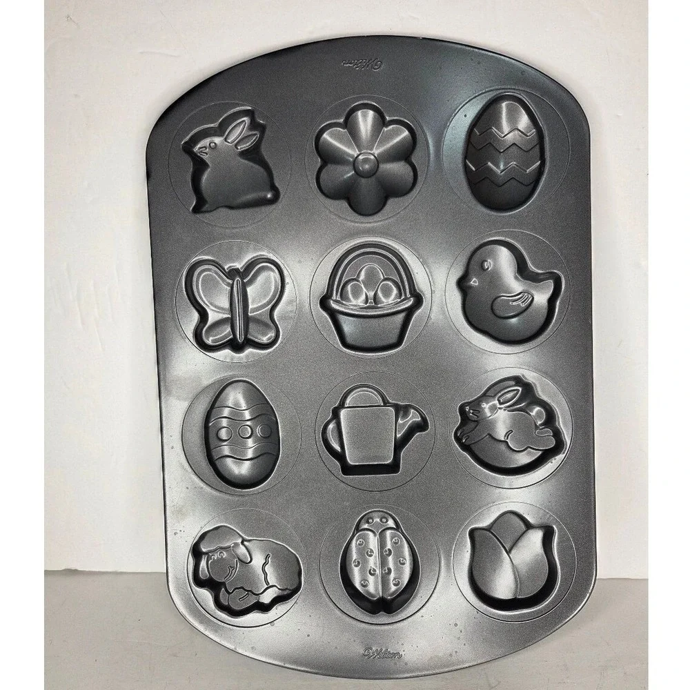 Wilton Easter Non-Stick Cookie Baking Pan Tray Mold Bunny Eggs Basket Tulip Lamb